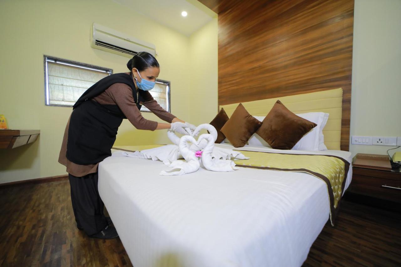 Vijaya Tej Clarks Inn Patna (Bihar) Exterior foto